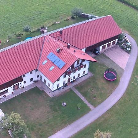 Ferienwohnung Glueck Saaldorf-Surheim Exterior foto